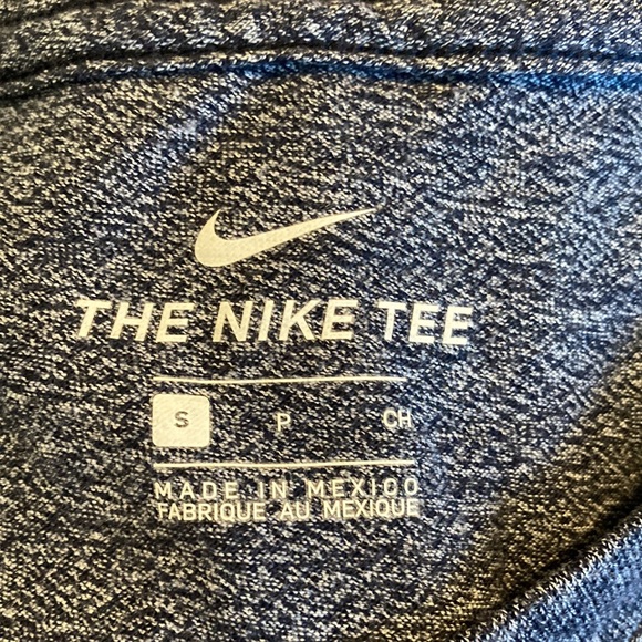 Nike Michigan Shirt Men’s Small - Picture 3 of 3